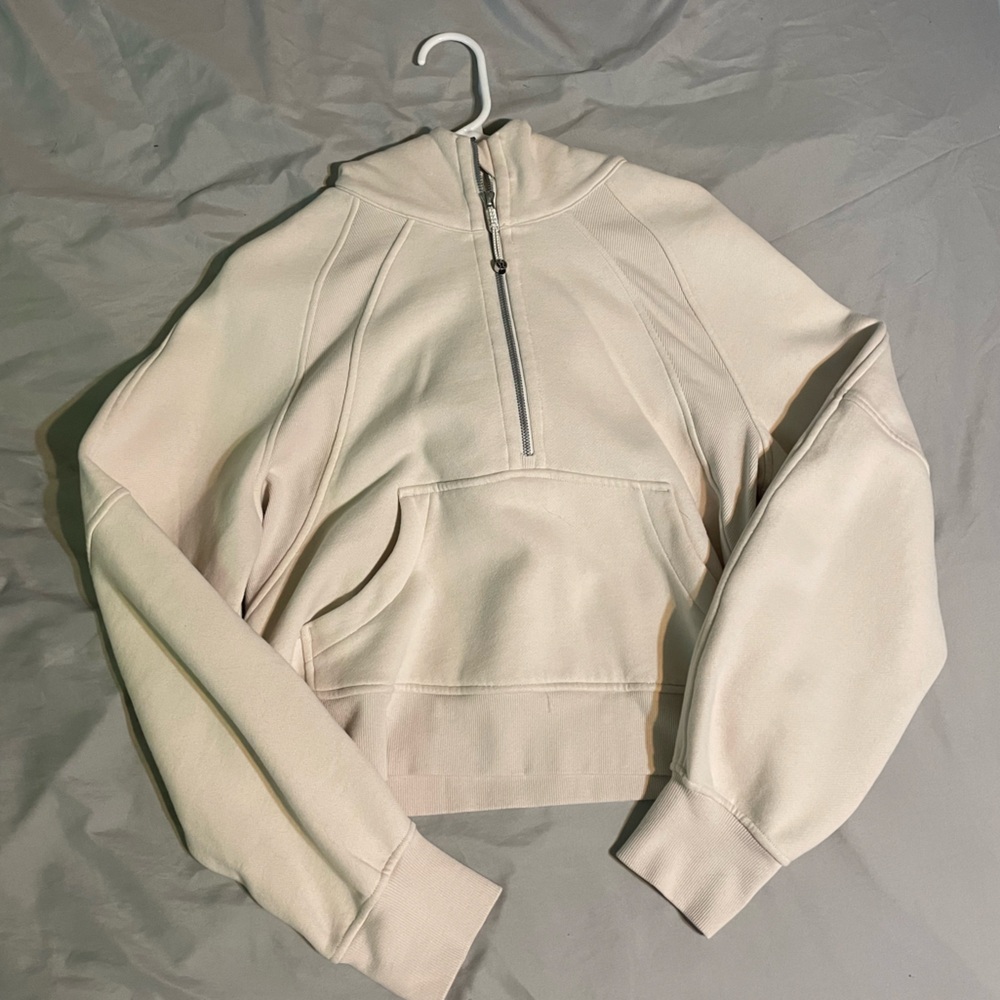 Lululemon cream cropped scuba size xs/s - Picture 1 of 3